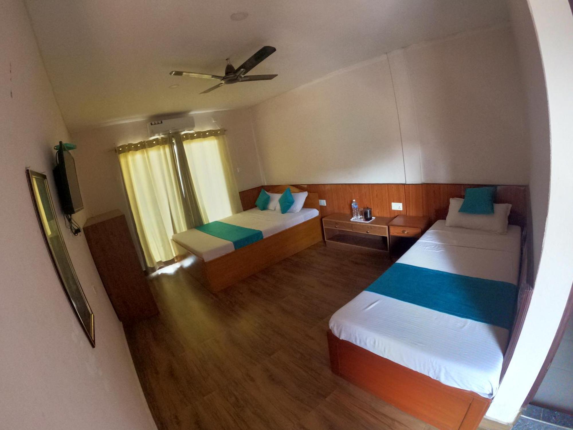 Hotel Dolly Pokhara Exterior photo
